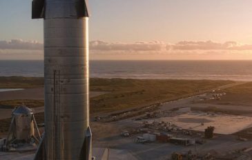 SpaceX Starship SN8 na plataforma de lançamento